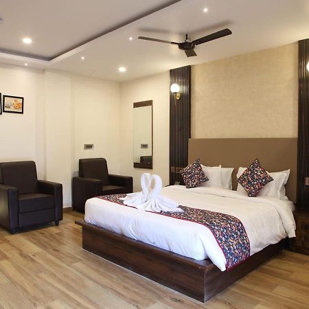 Dakshin Suites Srikakulam Exterior photo